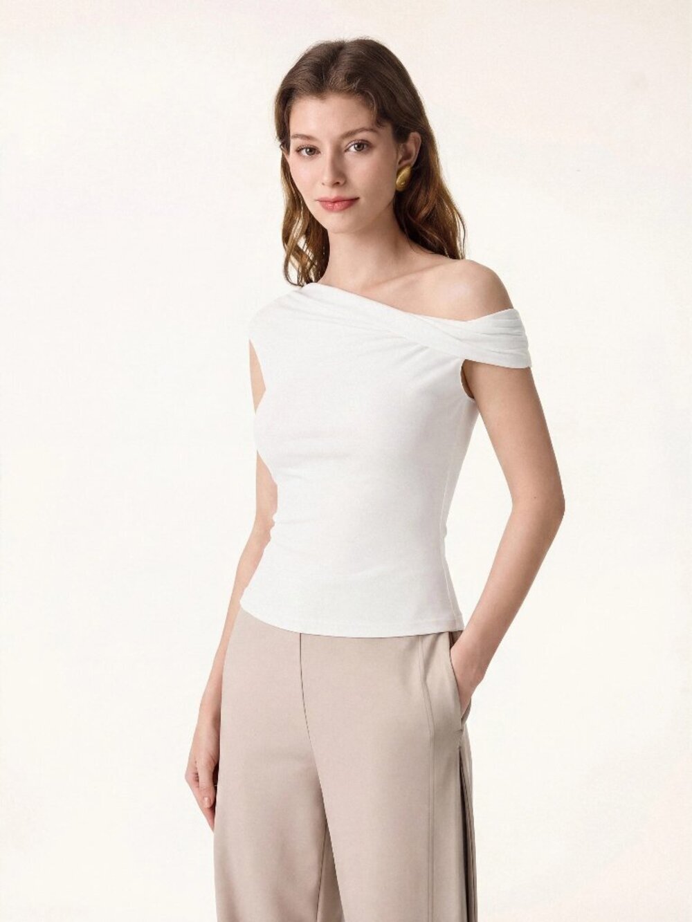 NWT OGL Eco-SkinKiss® Multi-wear Versatile Necklines Bra Top White S
